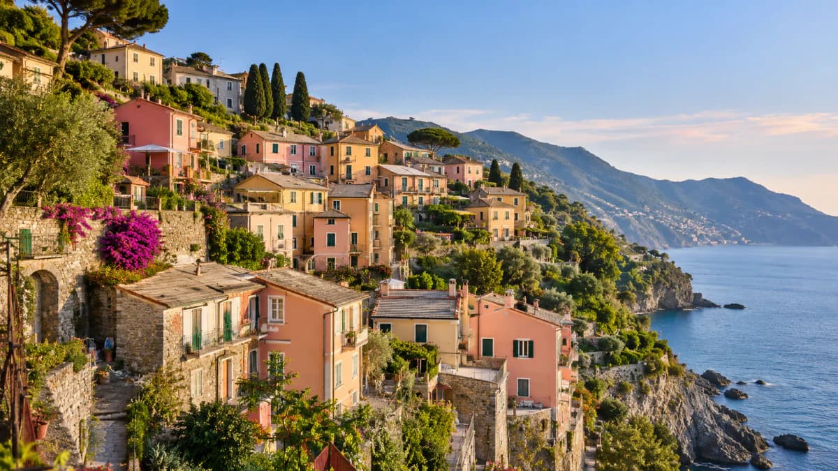 Pastel Houses on a Hill jigsaw puzzle preview