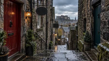 Edinburgh Close beneath Cloudy Skies jigsaw puzzle